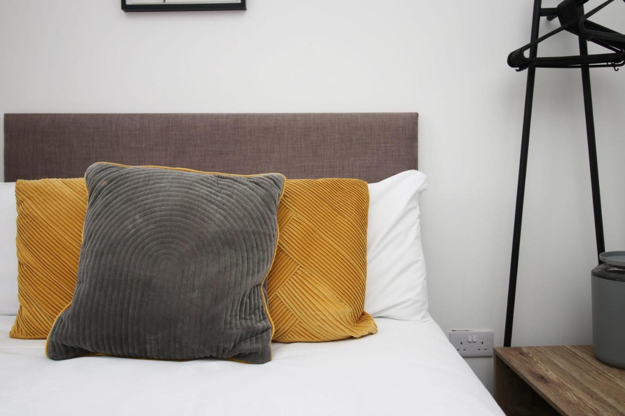 בארי Beachview By Mia Living Close To Beach, Free Parking, Modern 2 Bedroom Apartment מראה חיצוני תמונה