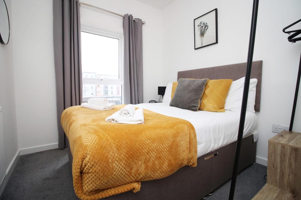בארי Beachview By Mia Living Close To Beach, Free Parking, Modern 2 Bedroom Apartment מראה חיצוני תמונה